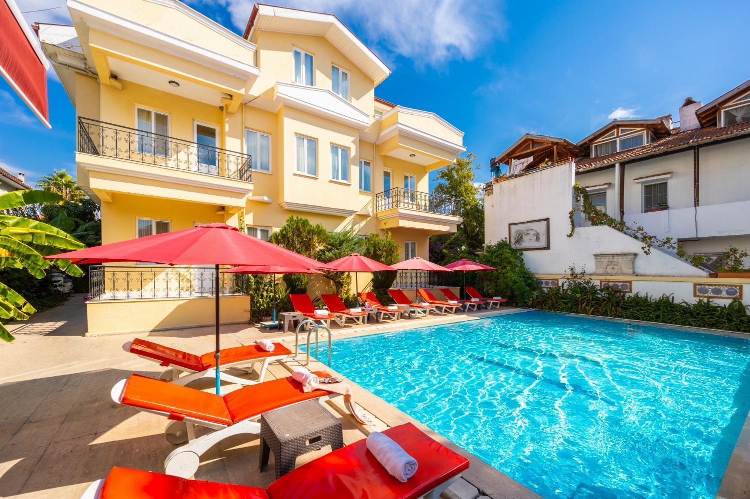 Grand Prestige Hotel Далян Екстериор снимка